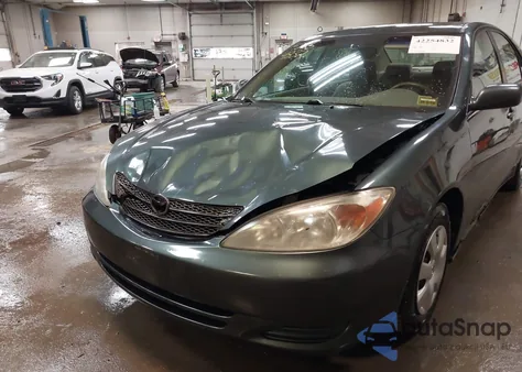 2003 Toyota Camry Le/Se/Xle z USA, uszkodzony, nr VIN 4T1BE32K034687046